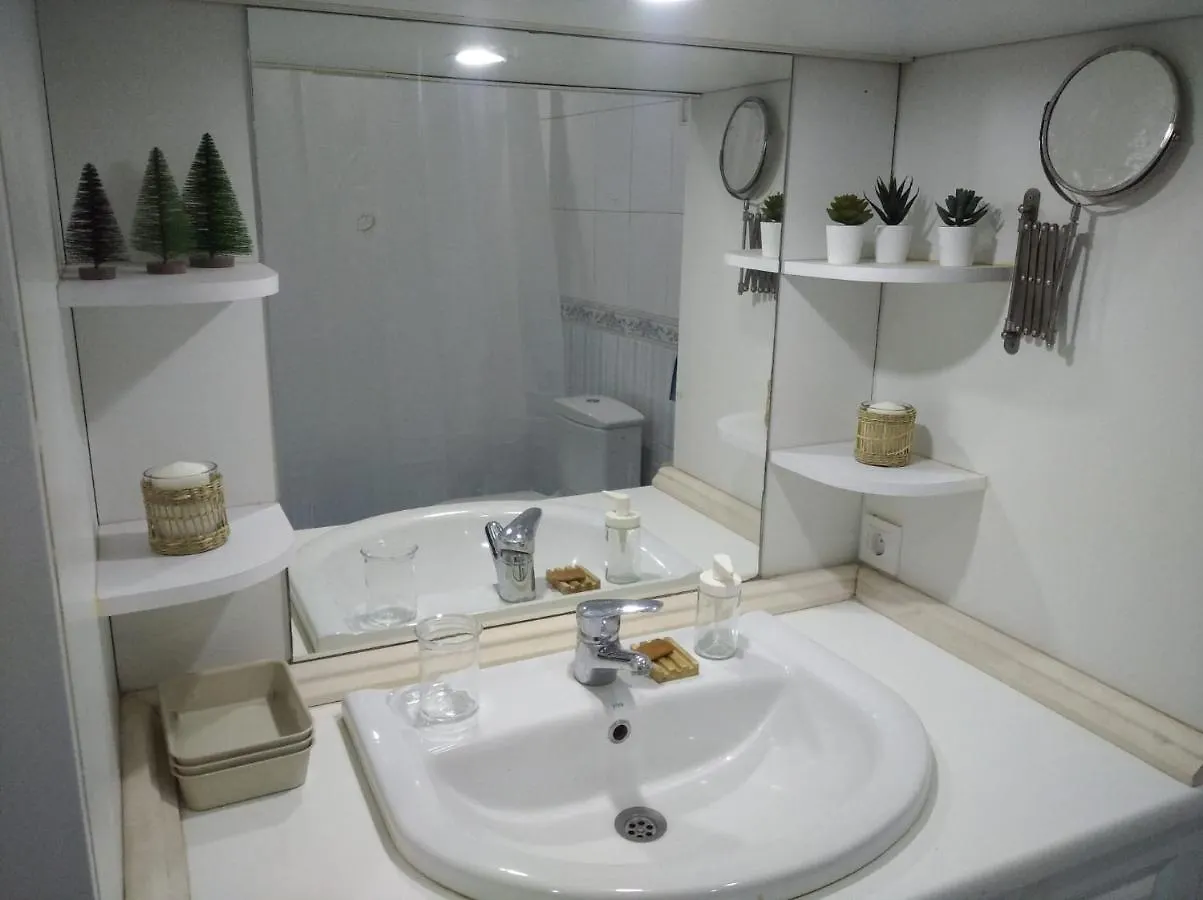 Serene & Spacious 3Br Apartment In Istanbul'S Prime Location - Discover Vibrant Seafront Living